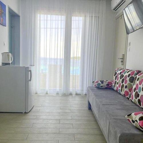 Angelos Hotel Ormos Panagias Buitenkant foto